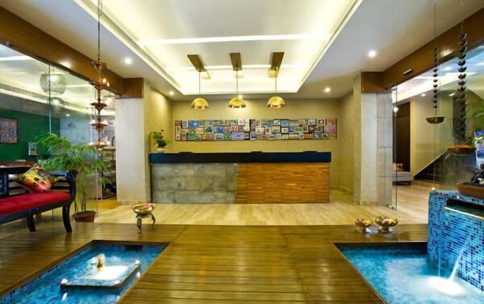 Front desk Photo
