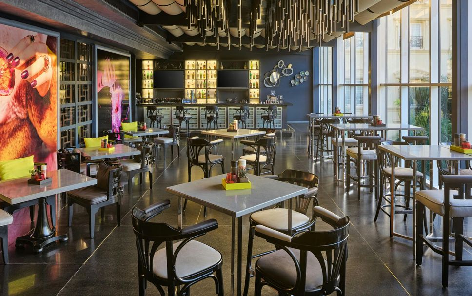 Restaurant Photo