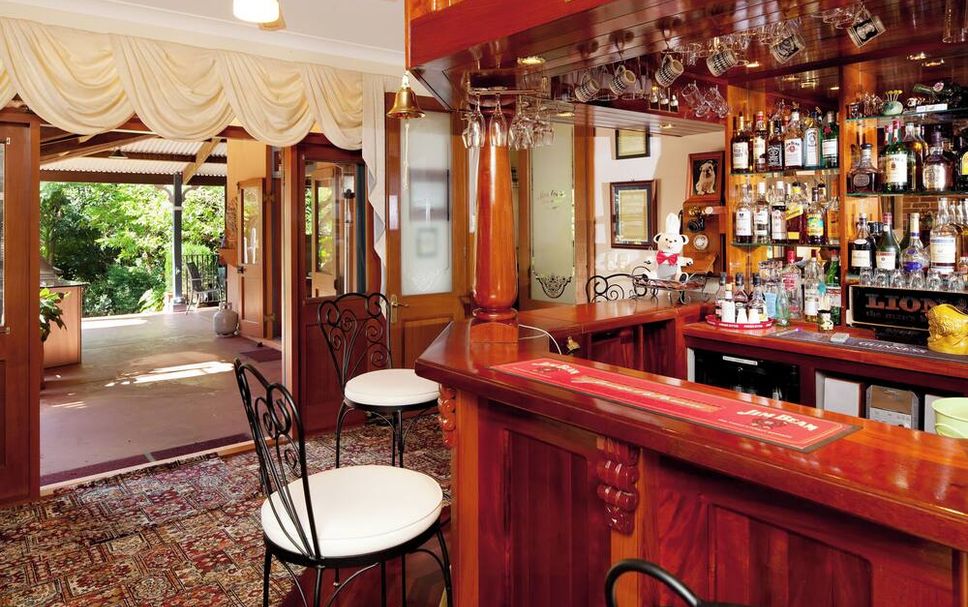 Bar Photo