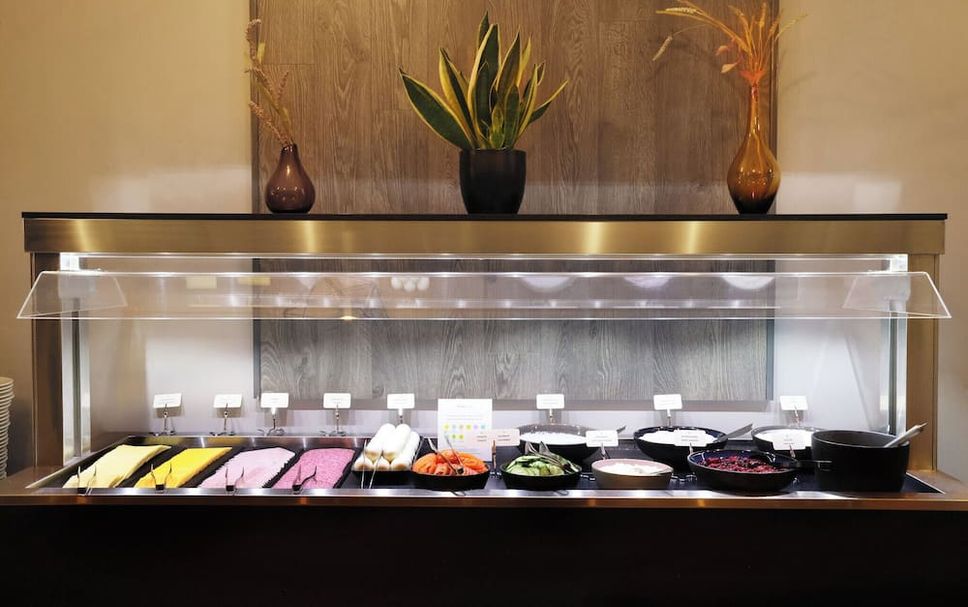 Buffet Photo