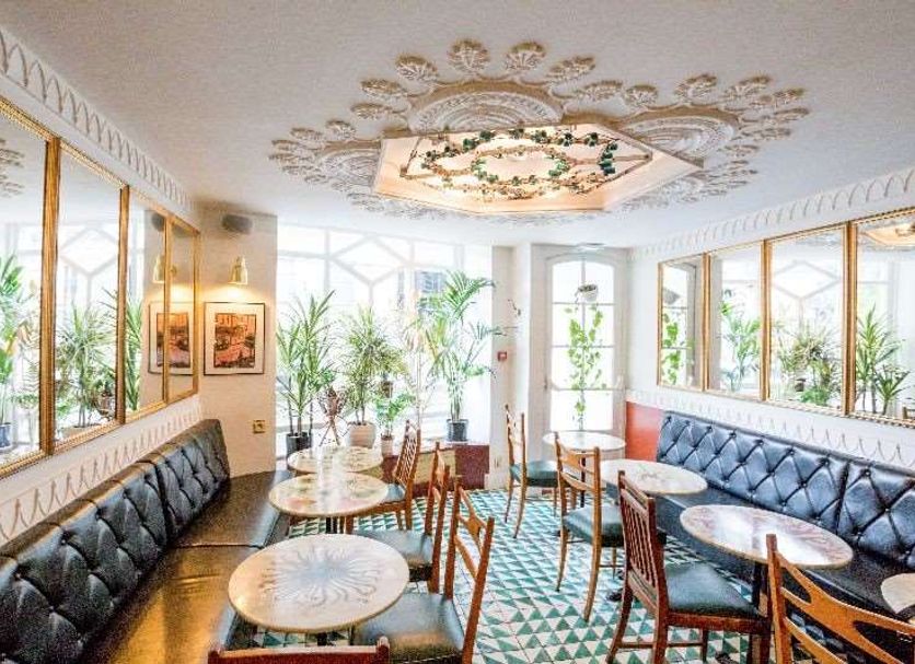 Restaurant Photo