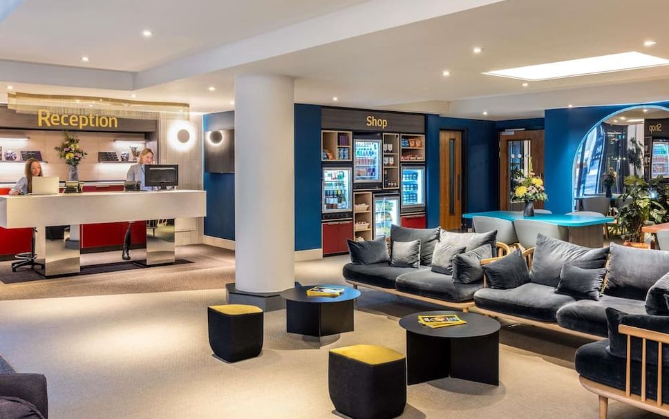 Lounge Photo