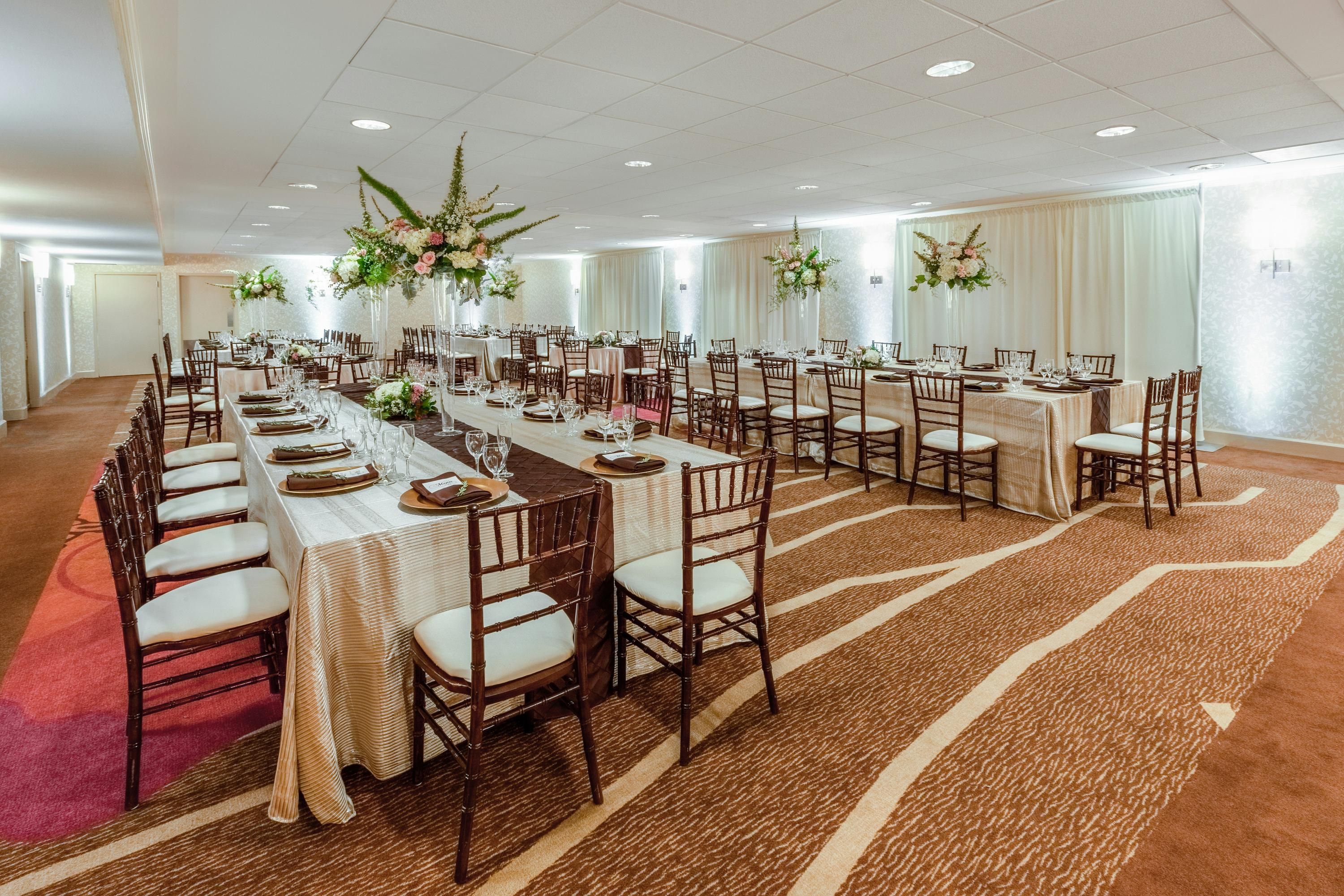 Banquet hall