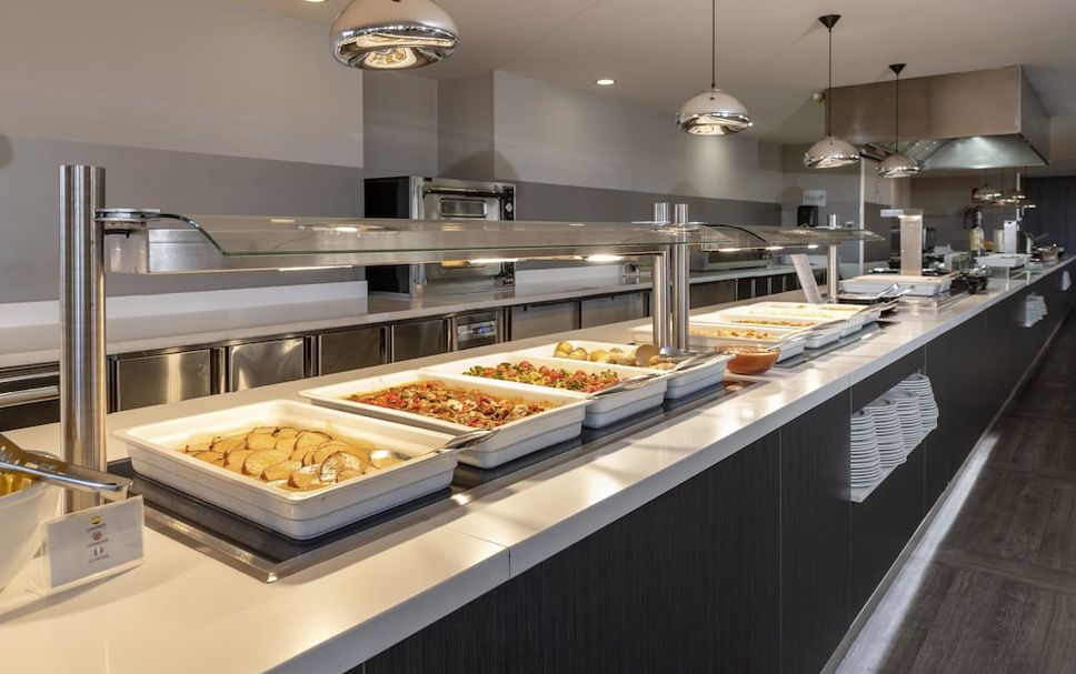 Buffet Photo