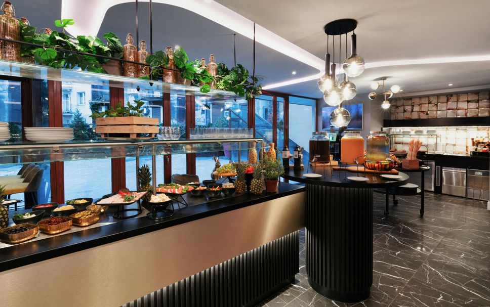 Buffet Photo