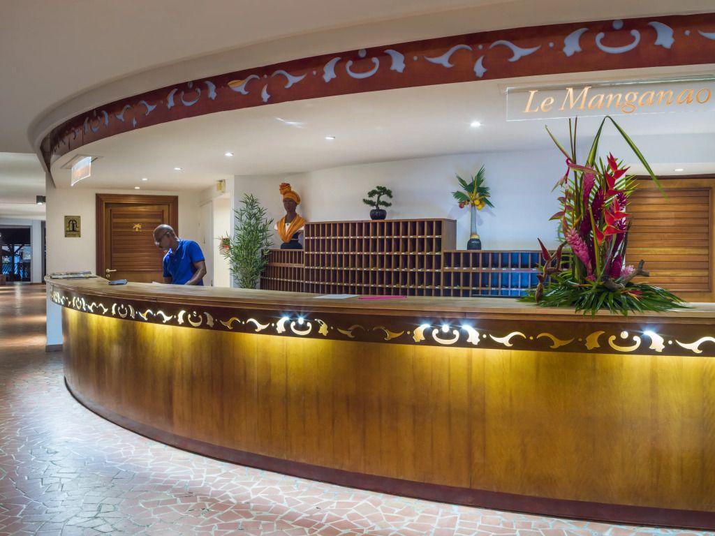 Front desk Photo