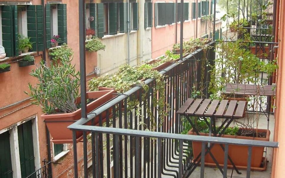 Balcony Photo