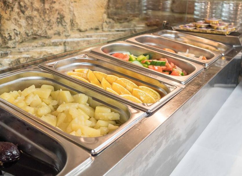 Buffet Photo