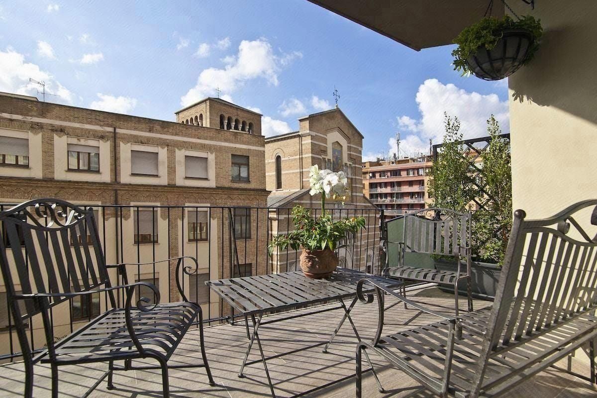 Balcony Photo