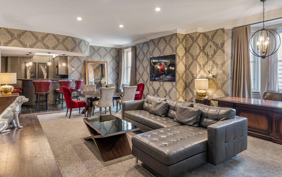 Lounge Photo