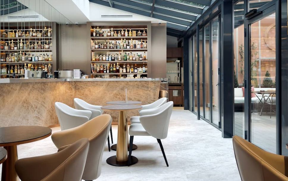 Bar Photo