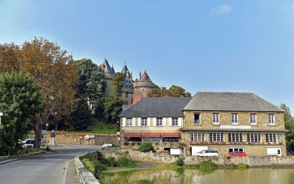 Building Photo