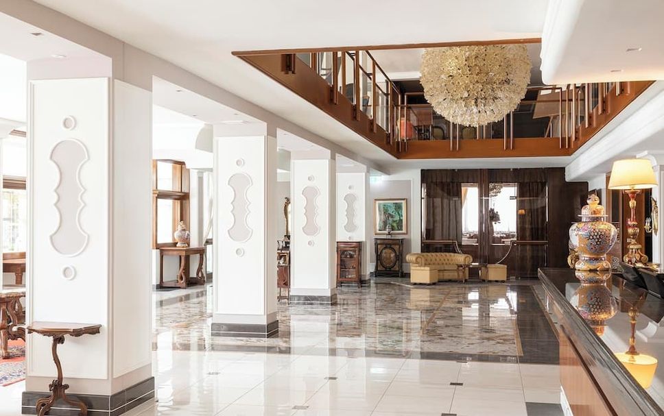 Lobby Photo