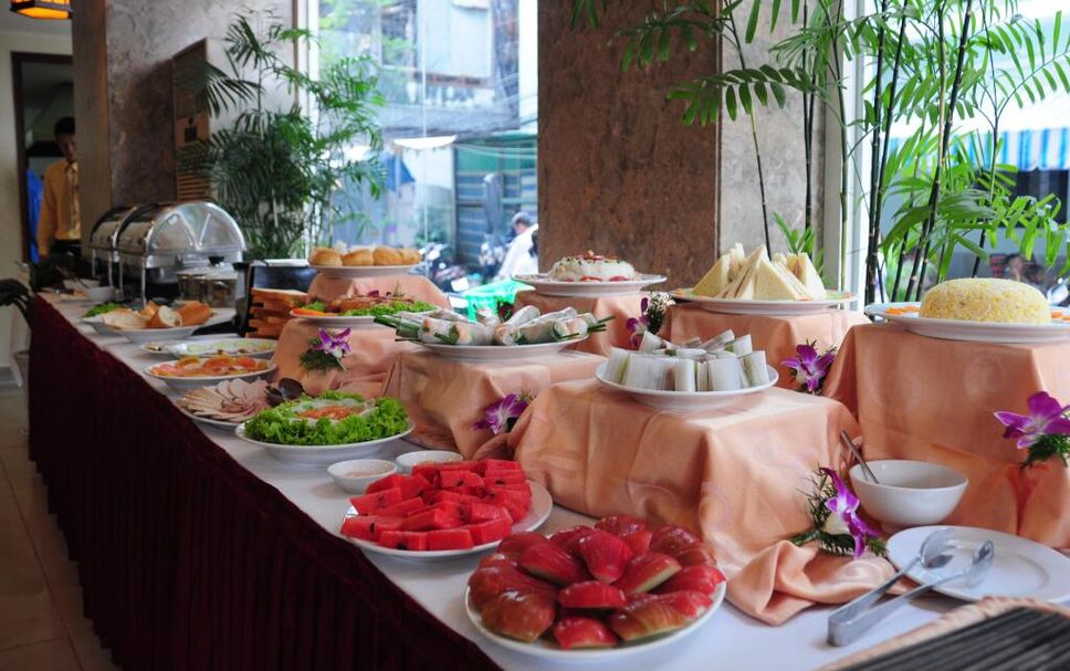 Buffet Photo
