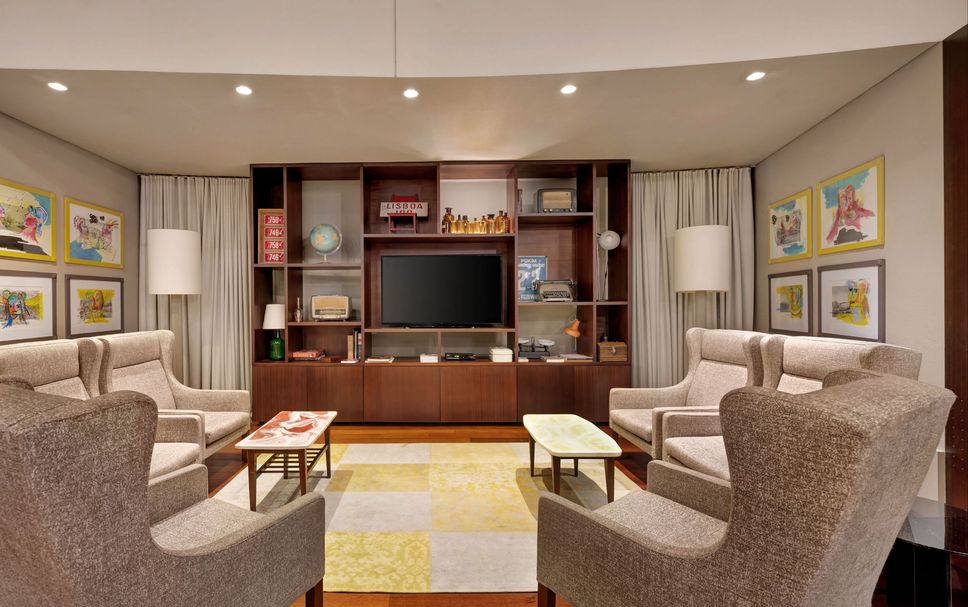 Lounge Photo