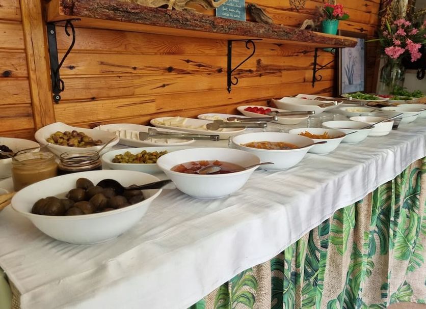 Buffet Photo