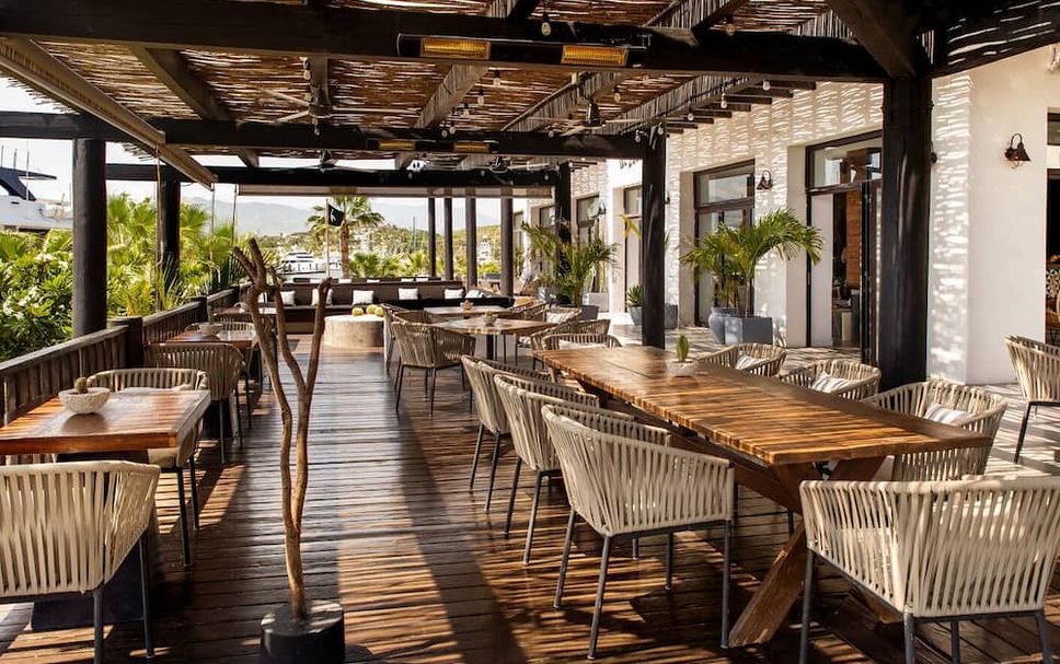 Restaurant Photo
