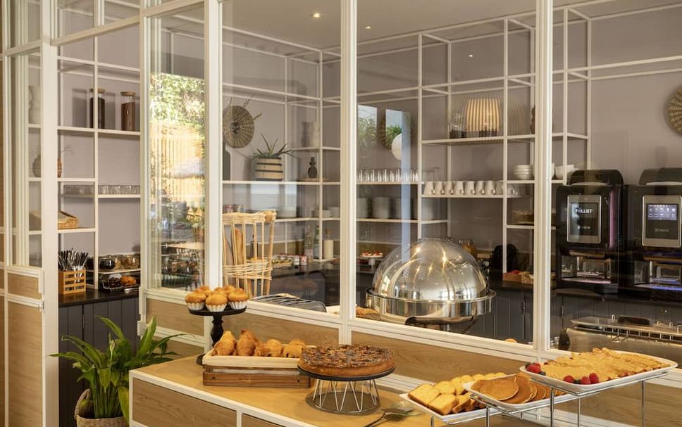 Buffet Photo