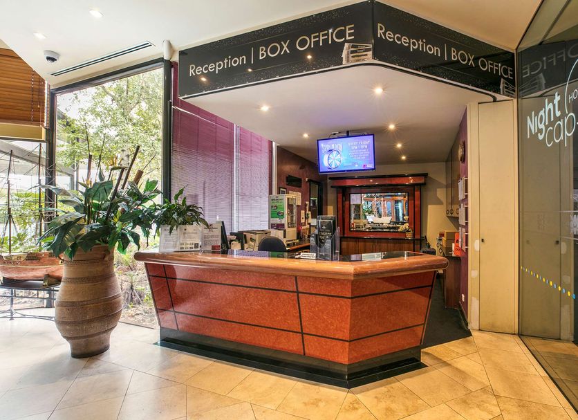 Front desk Photo