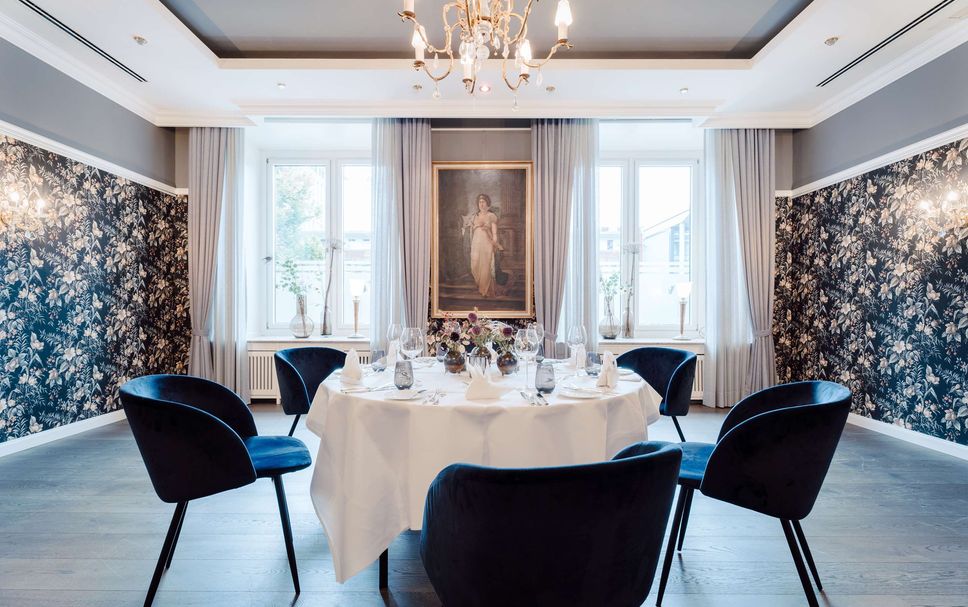 Banquet hall Photo