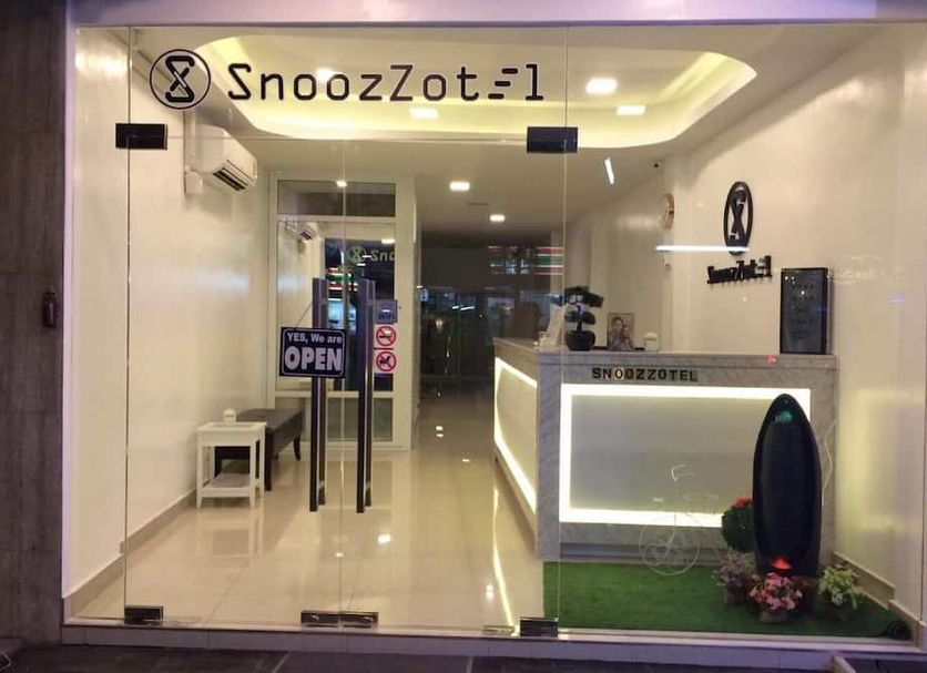 Front desk Photo