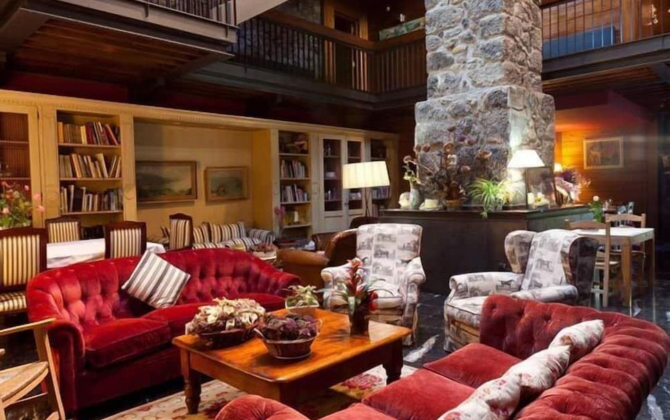 Lounge Photo