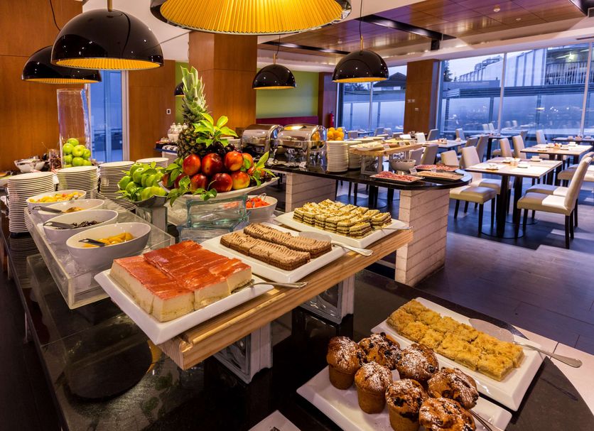 Buffet Photo
