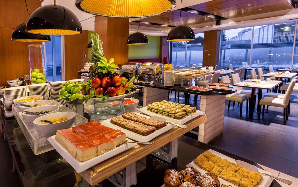 Buffet Photo