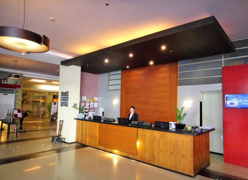 Front desk Photo