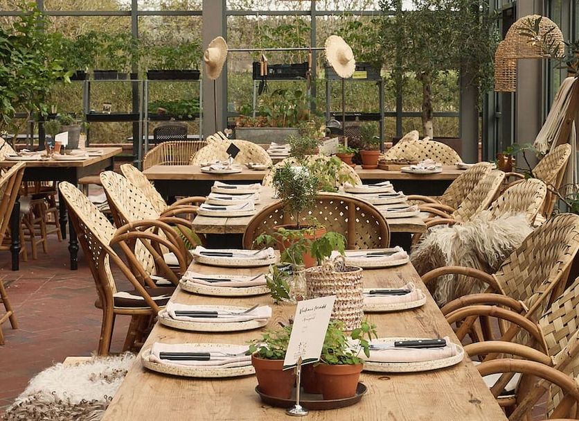 Restaurant Photo