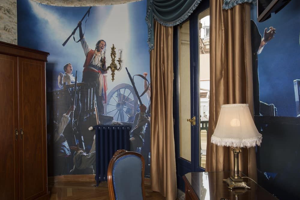 Room amenity