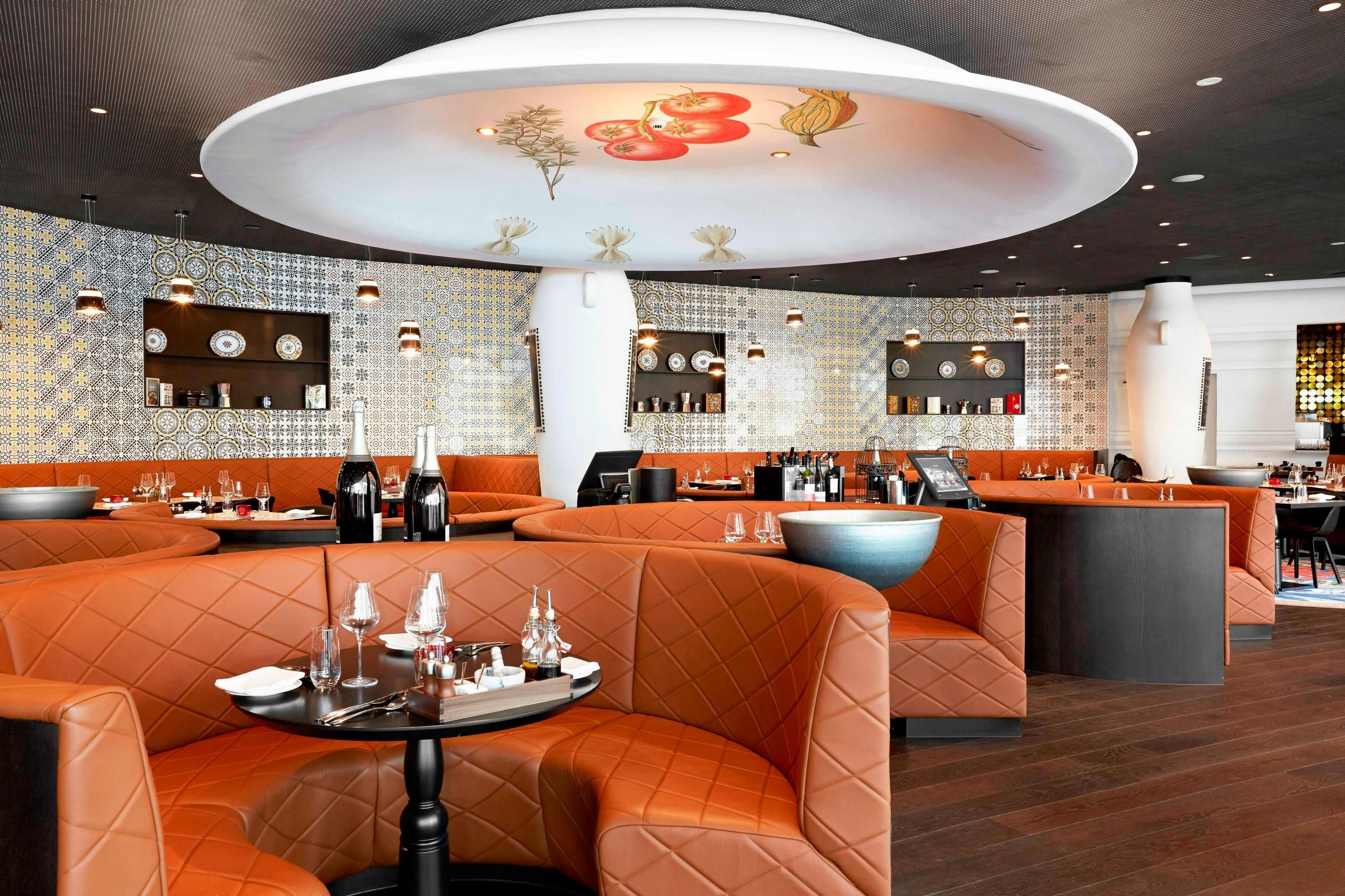 Restaurant Photo