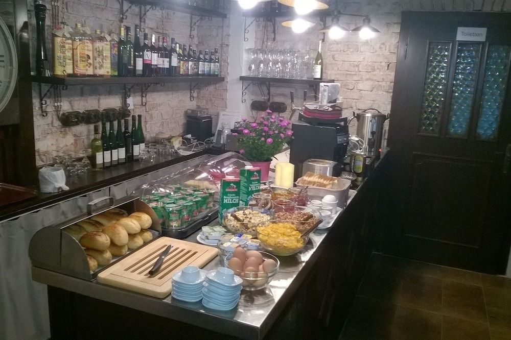 Buffet Photo