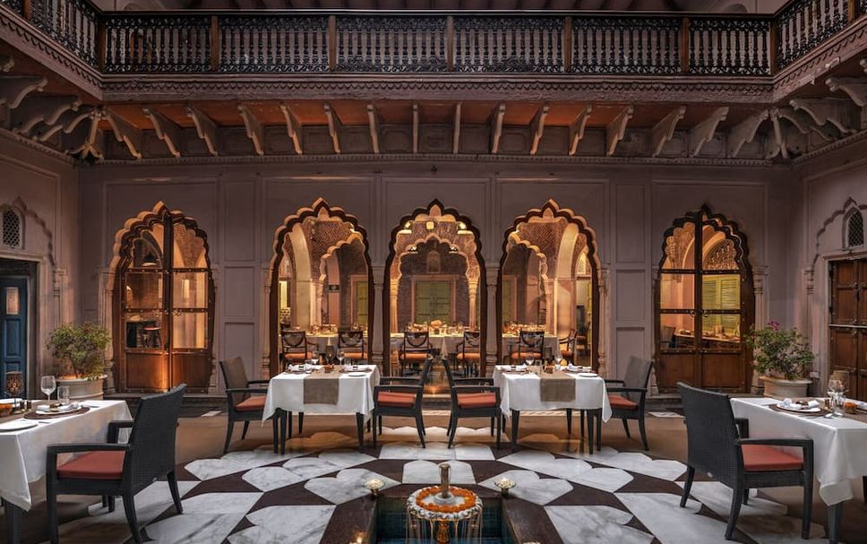 Restaurant Photo