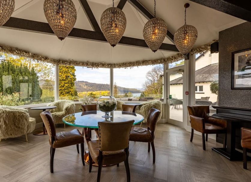 Dining room Photo