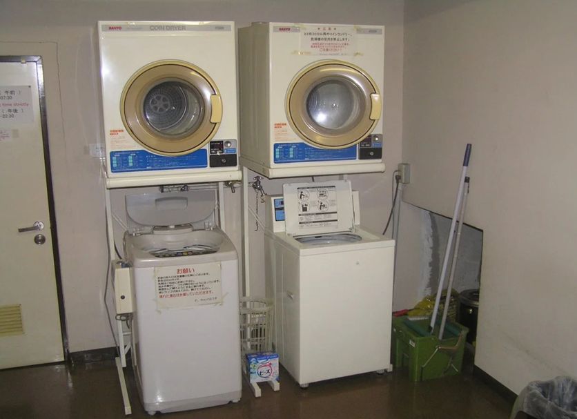 Laundry facility Photo