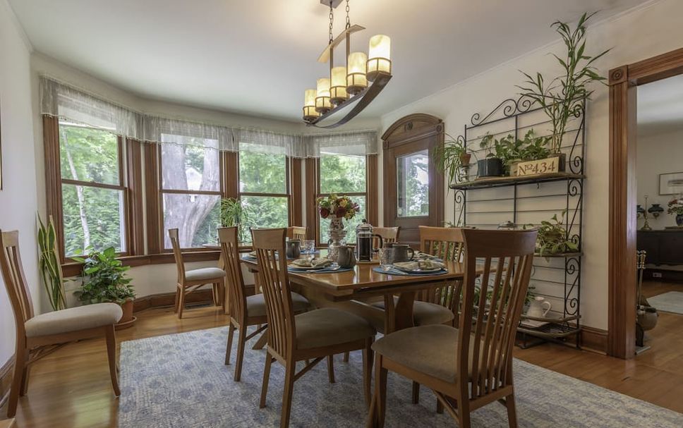Dining room Photo