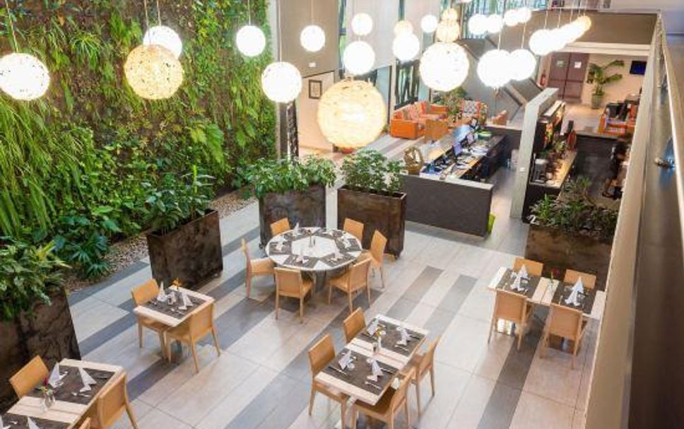 Restaurant Photo