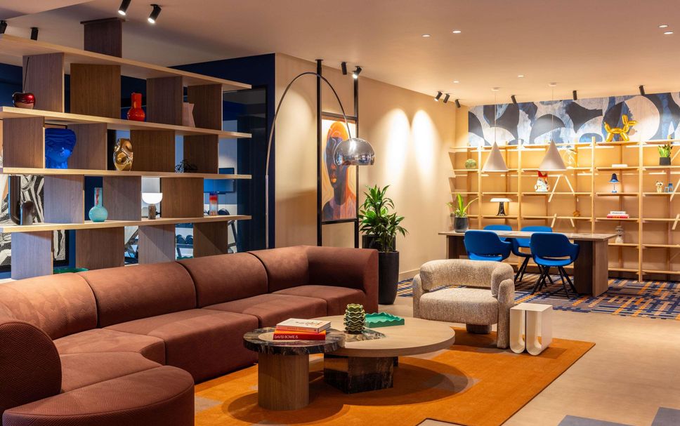 Lounge Photo