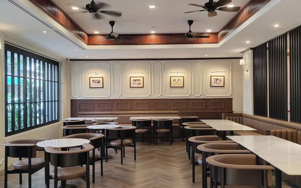 Restaurant Photo