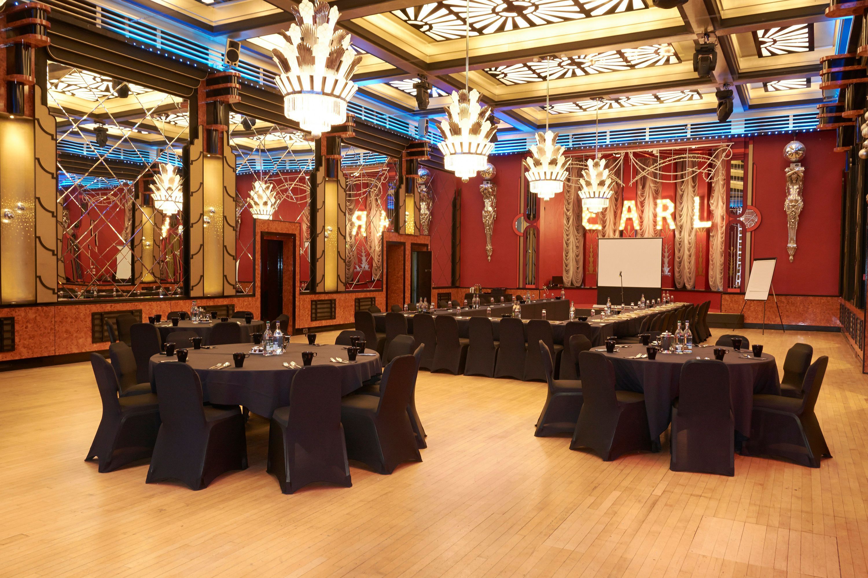 Banquet hall