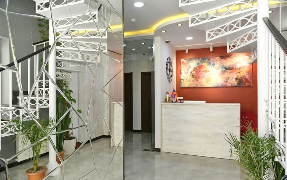 Front desk Photo