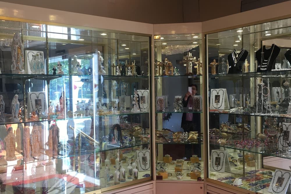 Shop