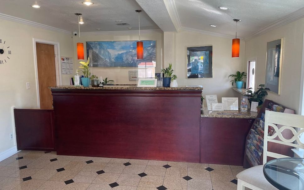 Front desk Photo