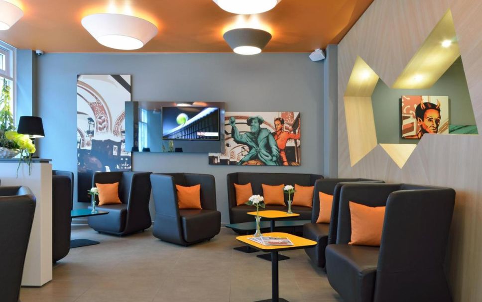Lounge Photo