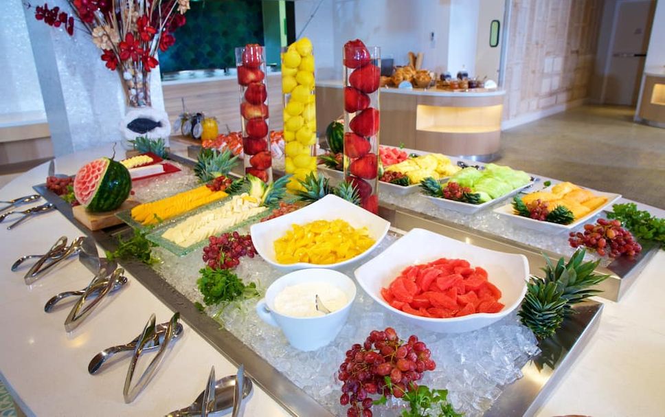 Buffet Photo
