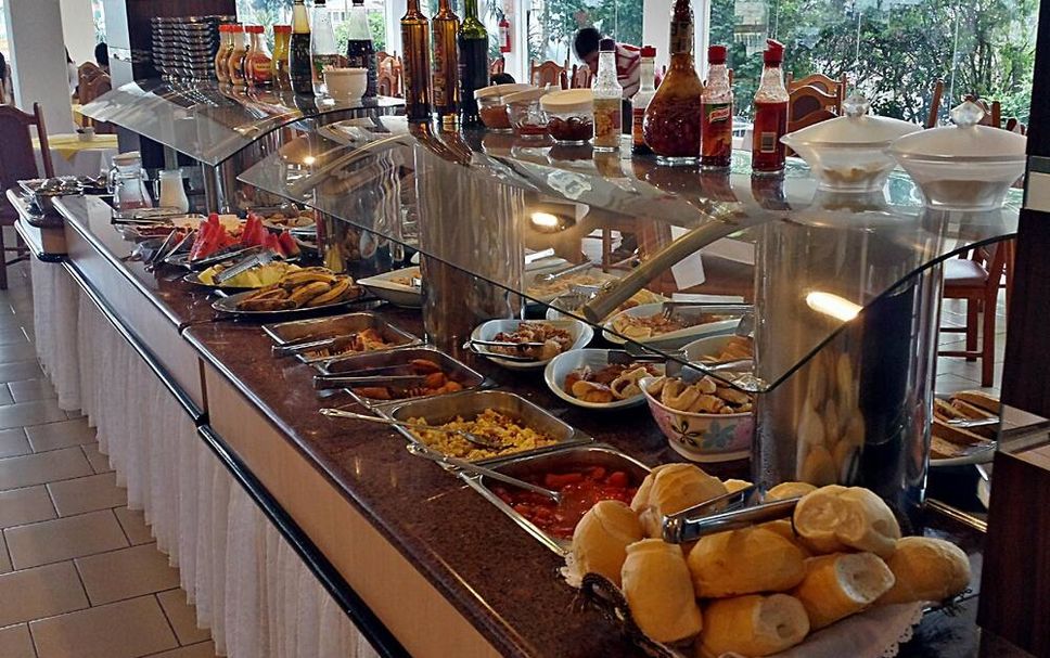 Buffet Photo