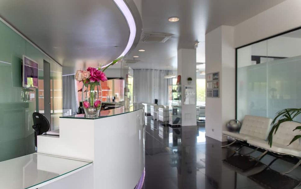 Front desk Photo