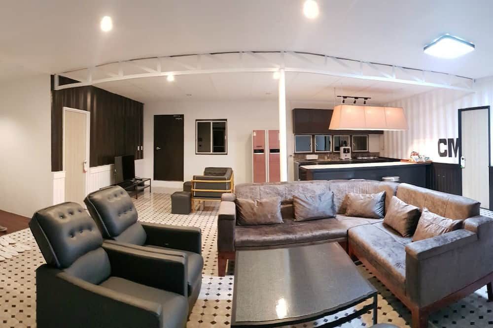 Living room Photo