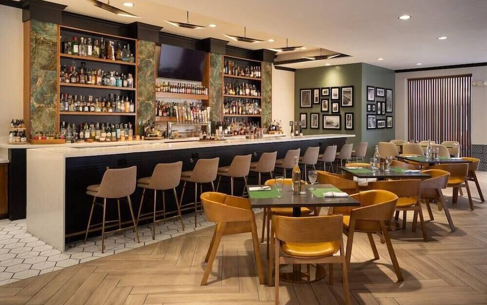 Bar Photo